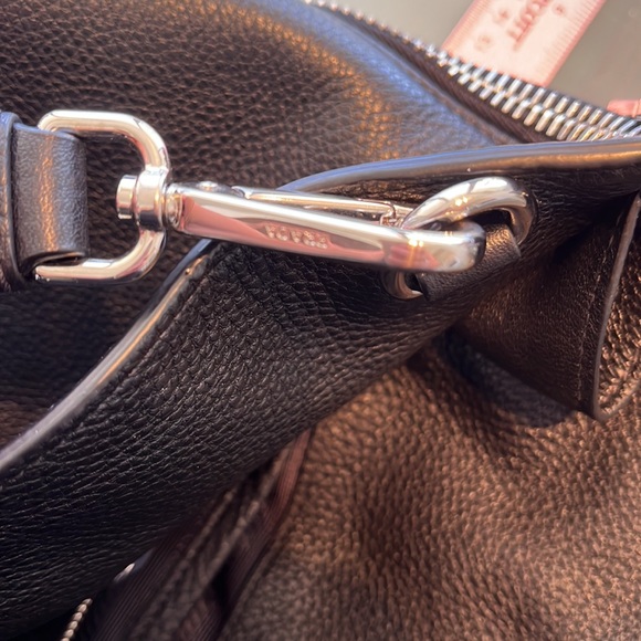 Woman’s Prada bag black large leather zipper - Picture 15 of 16